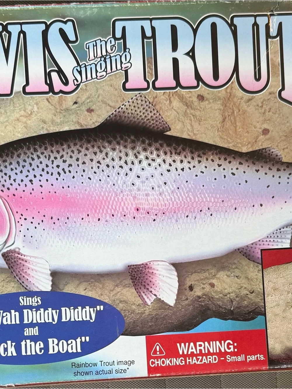 Travis singing Interactive Trout Toy - Pink and White - Picture 2 of 3